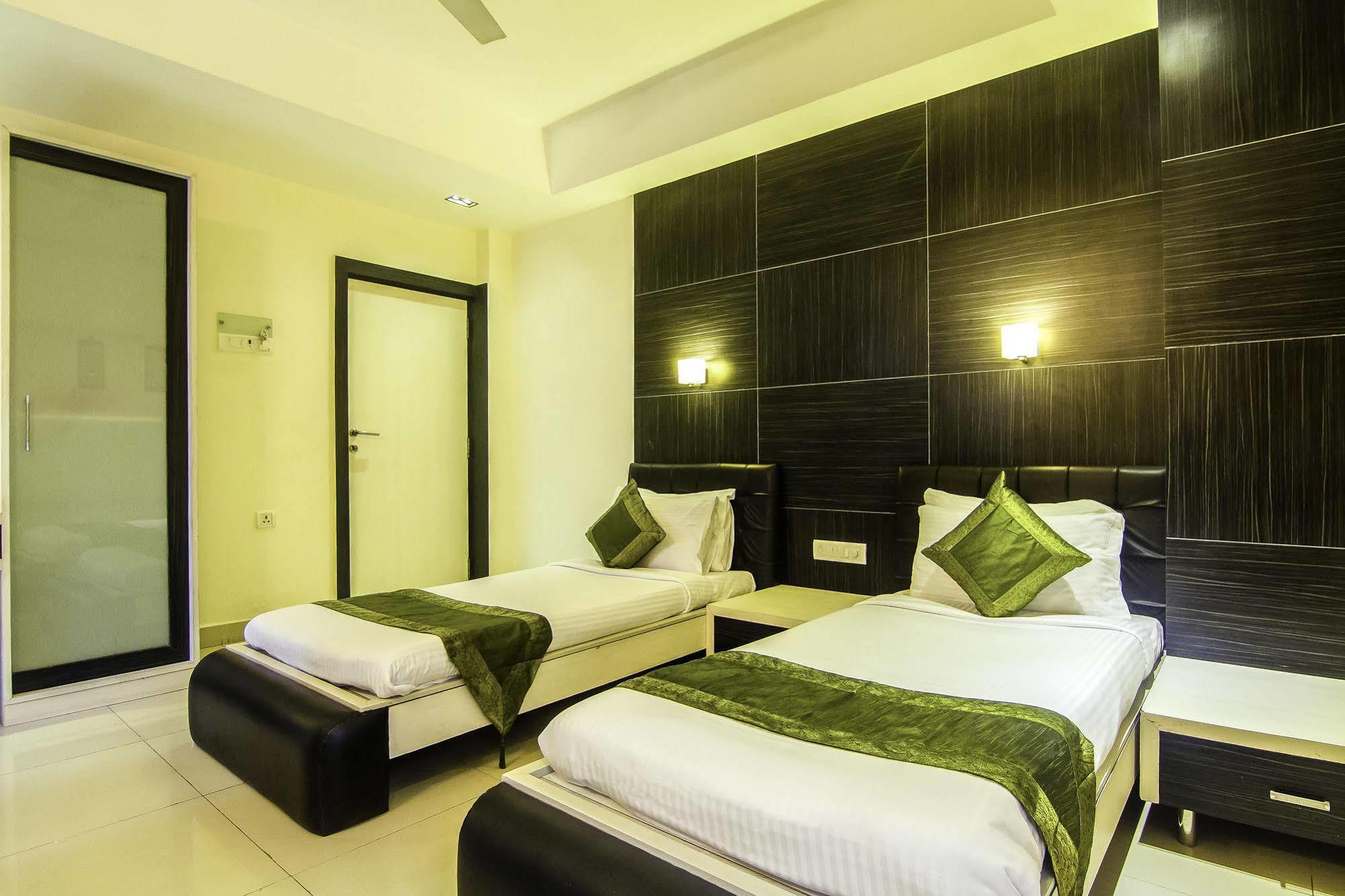 Hotel Treebo Trip Hive Chennai Exterior foto